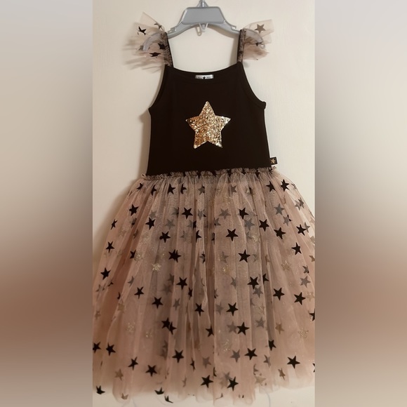 Petite Hailey - Picture 1 of 2